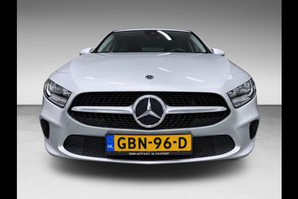 Mercedes-Benz A-Klasse 180 BUSINESS EDITION AUTOMAAT/NAVI/ECC/PDC/CRUISE///