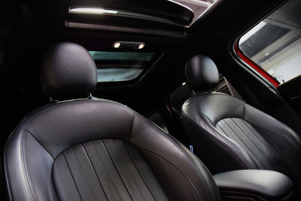 MINI Countryman 2.0 Cooper S ALL4 Chili JCW Pakket|Panoramadak|Org.NL|1e Eig.|Dealer onderhouden