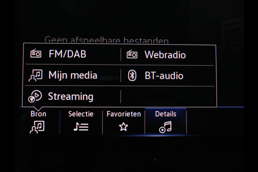 Volkswagen Passat Variant 1.4 TSI PHEV GTE Business | SOH 92,8% | Adaptive Cruise | Stoelverwarming | Massage | Camera | LED | Carplay | Climate control