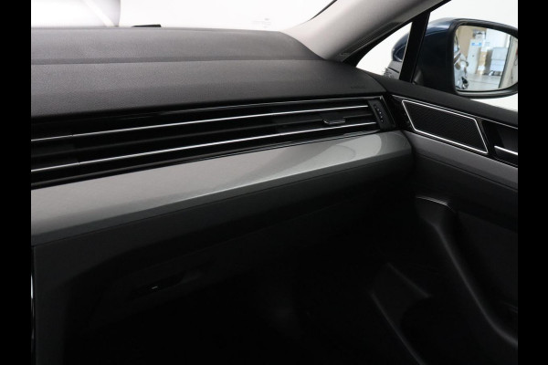 Volkswagen Passat Variant 1.4 TSI PHEV GTE Business | SOH 92,8% | Adaptive Cruise | Stoelverwarming | Massage | Camera | LED | Carplay | Climate control