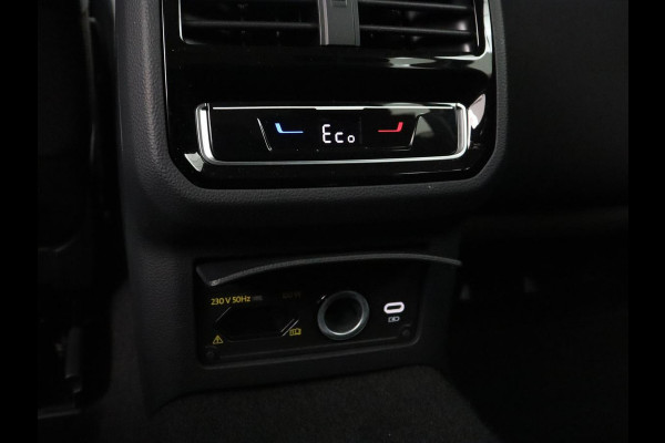 Volkswagen Passat Variant 1.4 TSI PHEV GTE Business | SOH 92,8% | Adaptive Cruise | Stoelverwarming | Massage | Camera | LED | Carplay | Climate control