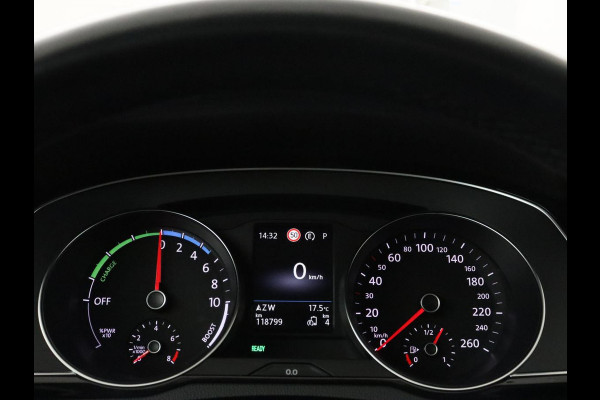 Volkswagen Passat Variant 1.4 TSI PHEV GTE Business | SOH 92,8% | Adaptive Cruise | Stoelverwarming | Massage | Camera | LED | Carplay | Climate control