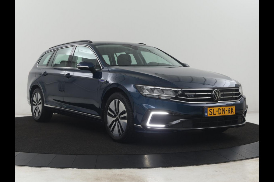 Volkswagen Passat Variant 1.4 TSI PHEV GTE Business | SOH 92,8% | Adaptive Cruise | Stoelverwarming | Massage | Camera | LED | Carplay | Climate control