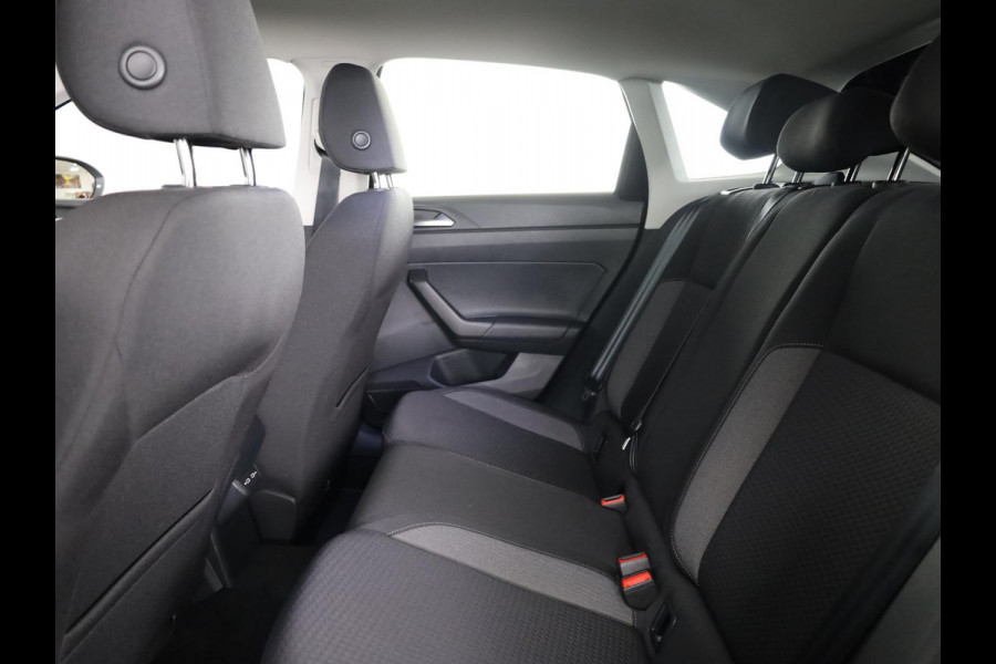 Volkswagen Taigo 1.0 TSI Life Edition 95 pk | Navigatie via App | Parkeersensoren (achter) | Achteruitrijcamera | Adaptieve cruise control | Lane assist | LED koplampen |