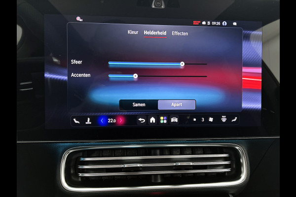 Mercedes-Benz CLA-Klasse Shooting Brake 250+ Business Solution AMG 85.5 kWh | Trekhaak | Panoramadak | Adapt. Cruise Control | Parkeerassistent | Smartphone Integratie |