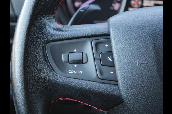 Toyota ProAce Worker 2.0 D-4D Professional Long DC | AUTOMAAT | LEDEREN BEKLEDING |
