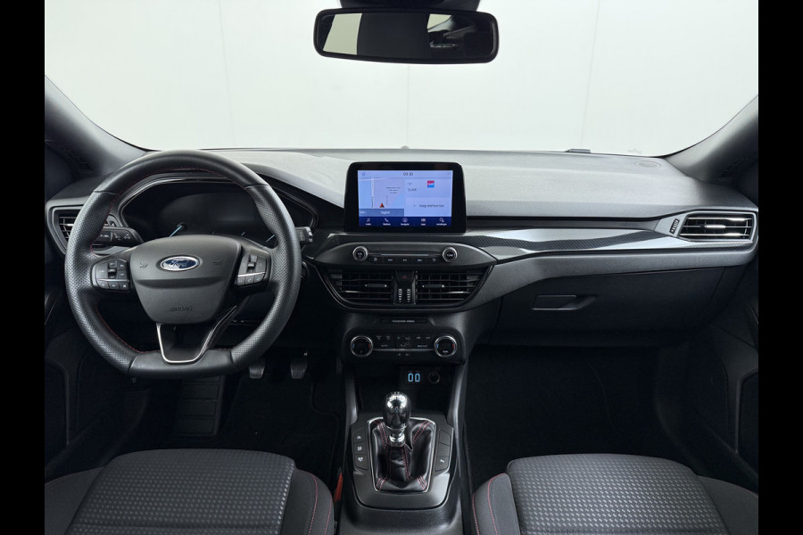 Ford FOCUS Wagon 125PK Hybrid ST Line Camera Apple Carplay Android Auto Navi Ecc Cruise Control Pdc Privacy Glas Lmv 18" Isofix DAB Lane Assist Origineel Nederlandse Auto