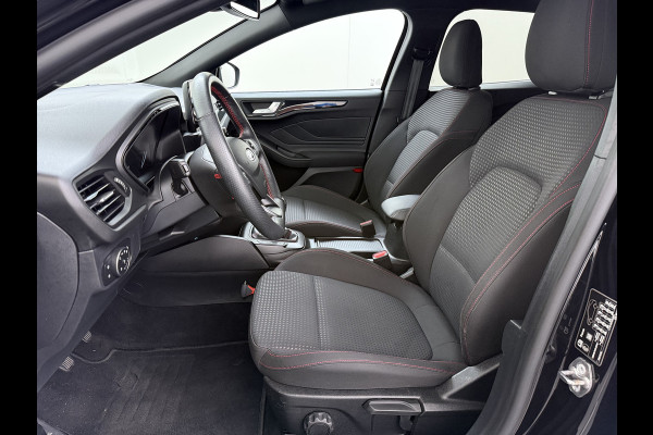 Ford FOCUS Wagon 125PK Hybrid ST Line Camera Apple Carplay Android Auto Navi Ecc Cruise Control Pdc Privacy Glas Lmv 18" Isofix DAB Lane Assist Origineel Nederlandse Auto