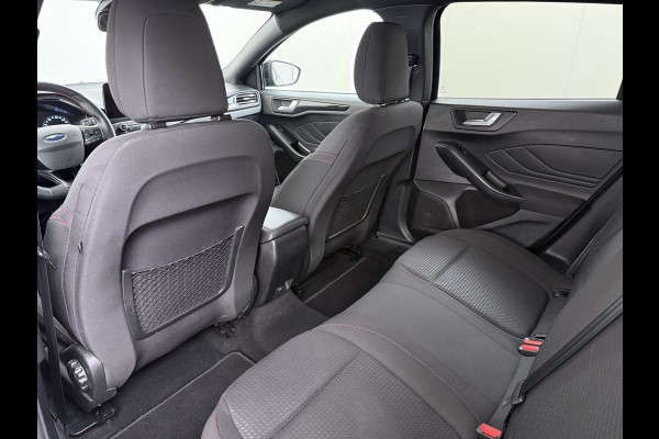 Ford FOCUS Wagon 125PK Hybrid ST Line Camera Apple Carplay Android Auto Navi Ecc Cruise Control Pdc Privacy Glas Lmv 18" Isofix DAB Lane Assist Origineel Nederlandse Auto