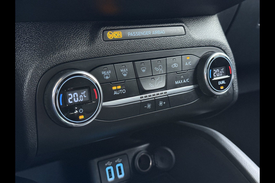 Ford FOCUS Wagon 125PK Hybrid ST Line Camera Apple Carplay Android Auto Navi Ecc Cruise Control Pdc Privacy Glas Lmv 18" Isofix DAB Lane Assist Origineel Nederlandse Auto