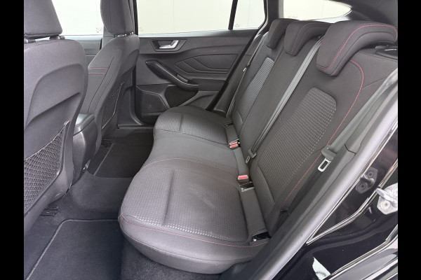 Ford FOCUS Wagon 125PK Hybrid ST Line Camera Apple Carplay Android Auto Navi Ecc Cruise Control Pdc Privacy Glas Lmv 18" Isofix DAB Lane Assist Origineel Nederlandse Auto