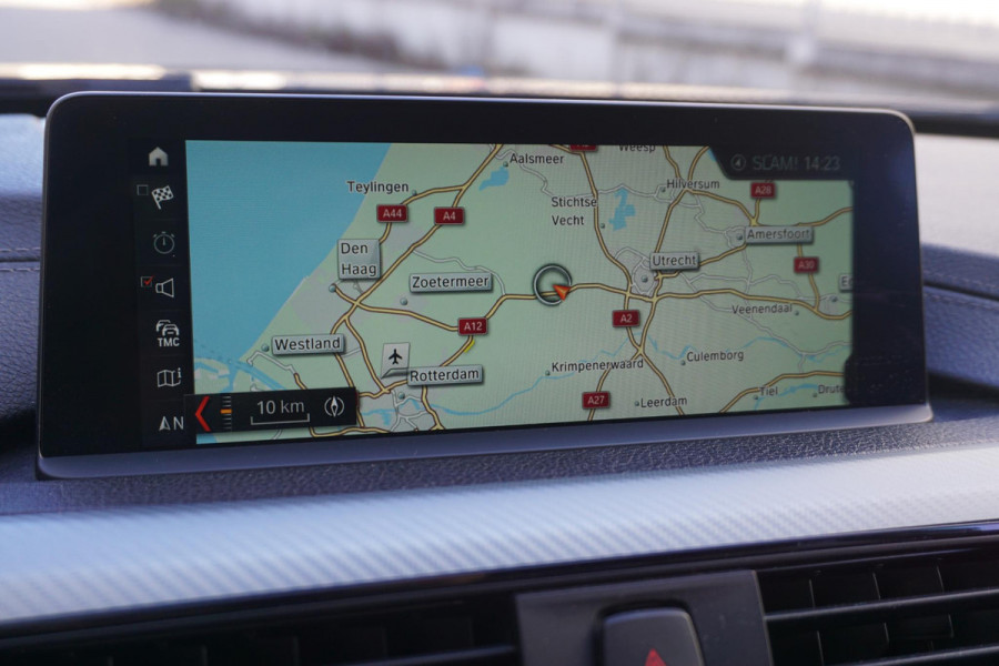BMW 3 Serie 318i Edition M Sport Shadow Executive/19 Inch/ Carplay/Camera.