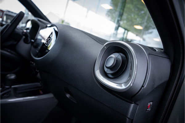 Toyota Aygo X Hybrid 115 pulse Automaat ** Stoelverwarming ** Camera ** Carplay ** Keyless