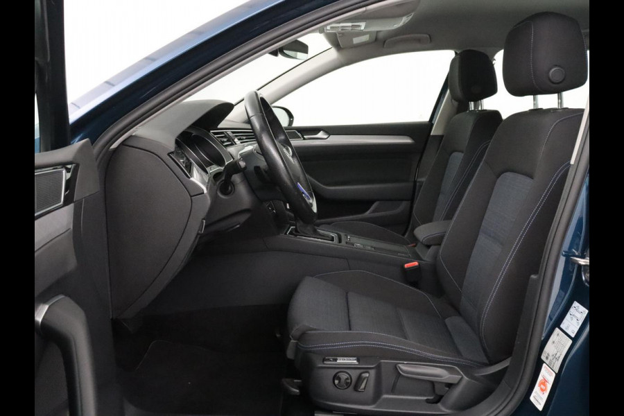 Volkswagen Passat Variant 1.4 TSI PHEV GTE Business | SOH 92,8% | Adaptive Cruise | Stoelverwarming | Massage | Camera | LED | Carplay | Climate control