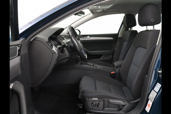 Volkswagen Passat Variant 1.4 TSI PHEV GTE Business | SOH 92,8% | Adaptive Cruise | Stoelverwarming | Massage | Camera | LED | Carplay | Climate control