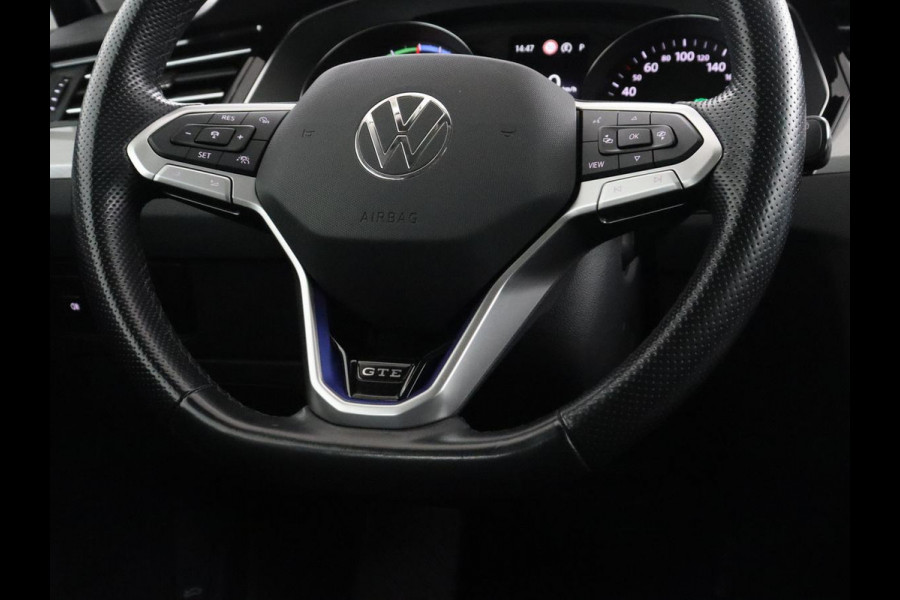 Volkswagen Passat Variant 1.4 TSI PHEV GTE Business | SOH 92,8% | Adaptive Cruise | Stoelverwarming | Massage | Camera | LED | Carplay | Climate control