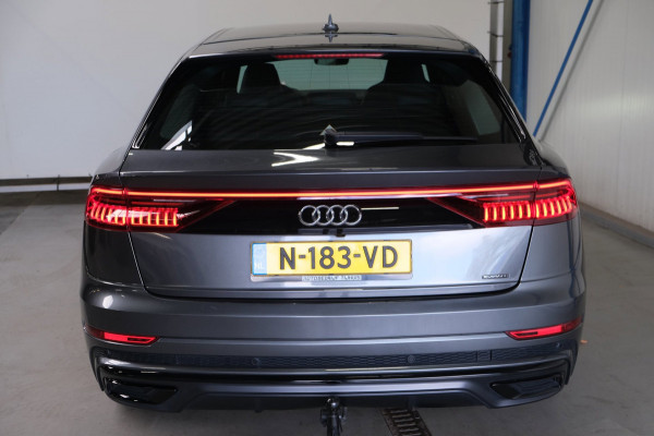 Audi Q8 55 TFSI e quattro Pro Line S 2X S-Line - Airco, Cruise, Navi, Luchtvering, Carplay, PDC, Trekhaak.