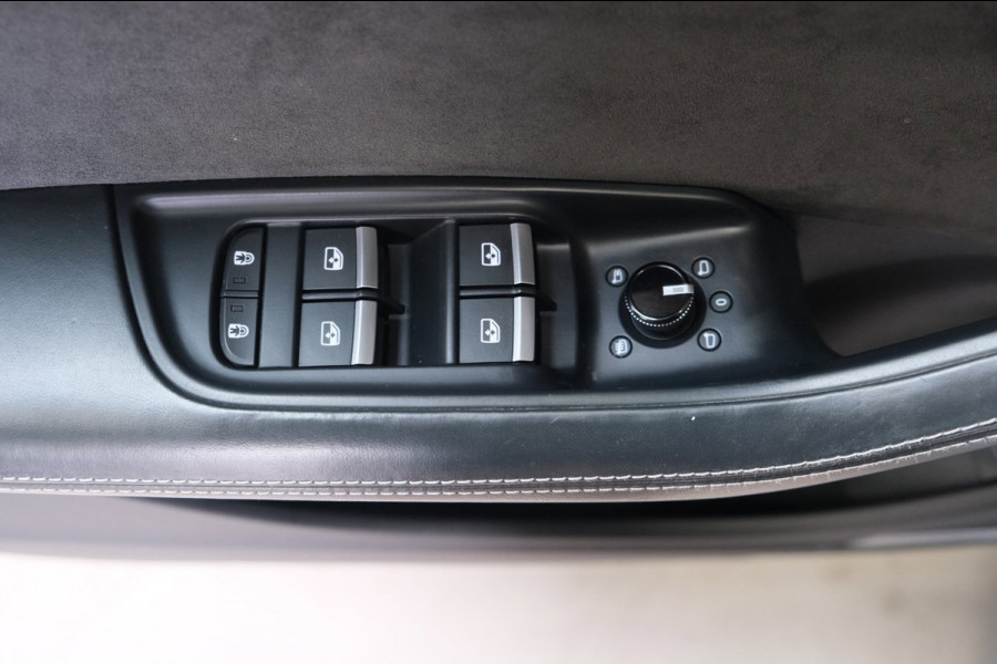 Audi Q8 55 TFSI e quattro Pro Line S 2X S-Line - Airco, Cruise, Navi, Luchtvering, Carplay, PDC, Trekhaak.