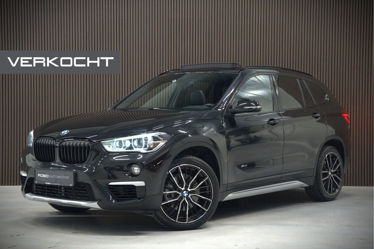 BMW X1 xDrive20i High Executive | Panoramadak | Head-Up Display | Stoelverwarming | HIFI | Camera | Leer | Trekhaak | Cruise Control | LED | Navigatie | NAP | Dealer Onderhouden | Automaat | Parkeersensoren | Climate Contro