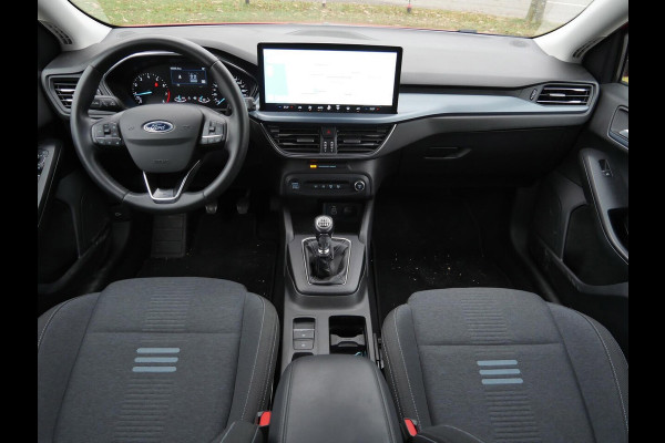 Ford FOCUS Wagon 1.0 EcoBoost Hybrid Active Style | Zwart dak | CarPlay | Full Led |