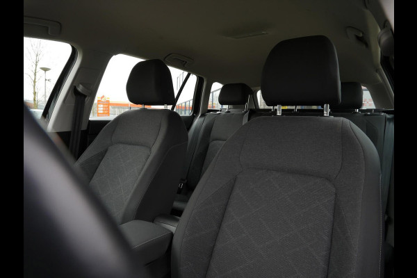 Volkswagen Golf Variant 1.0 TSI Life | Camera | Virtual | Carplay |