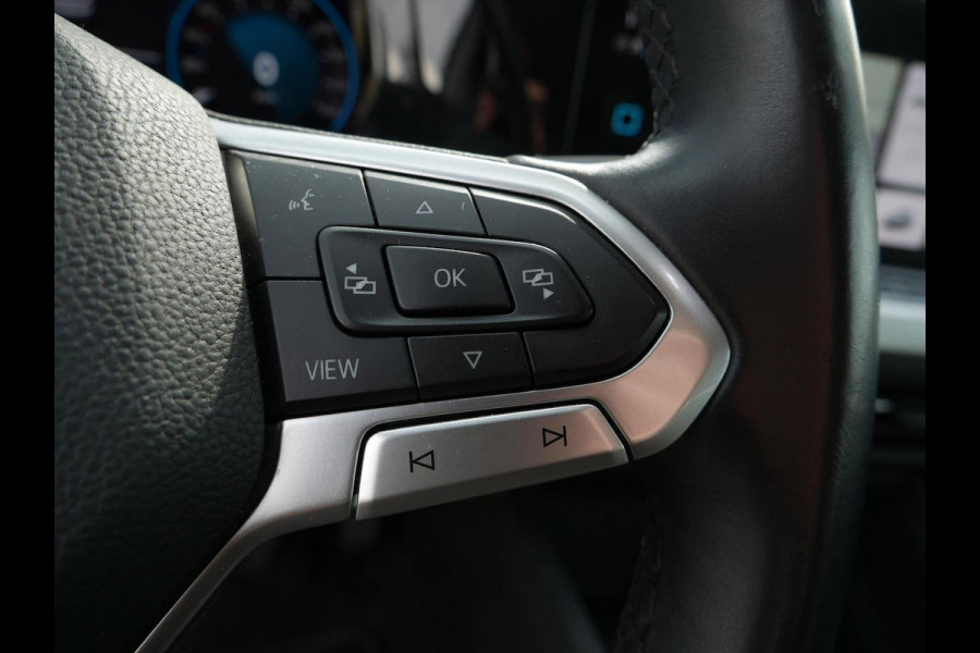 Volkswagen Golf 1.0 TSI Life | Camera | Carplay | Dolphin Grey |