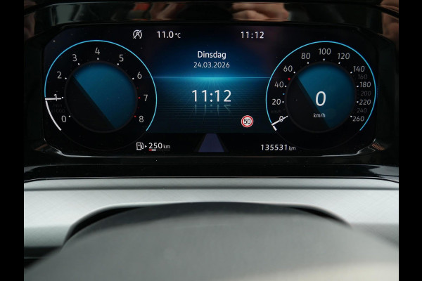 Volkswagen Golf 1.0 TSI Life | Camera | Carplay | Dolphin Grey |