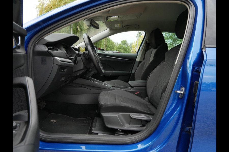 Škoda Octavia 1.0 TSI e-Tech MHEV 110pk DSG Business Edition | Stoelverwarming | Full LED