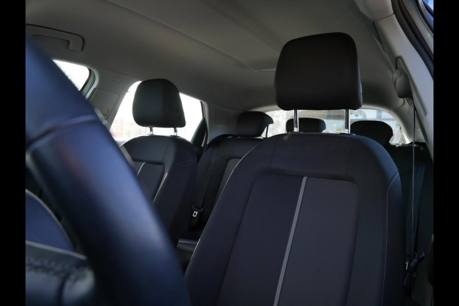Audi A1 Sportback 25 TFSI Epic Sport | Android Auto/Apple Carplay | Zwart dak |