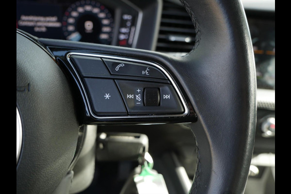 Audi A1 Sportback 25 TFSI Epic Sport | Android Auto/Apple Carplay | Zwart dak |