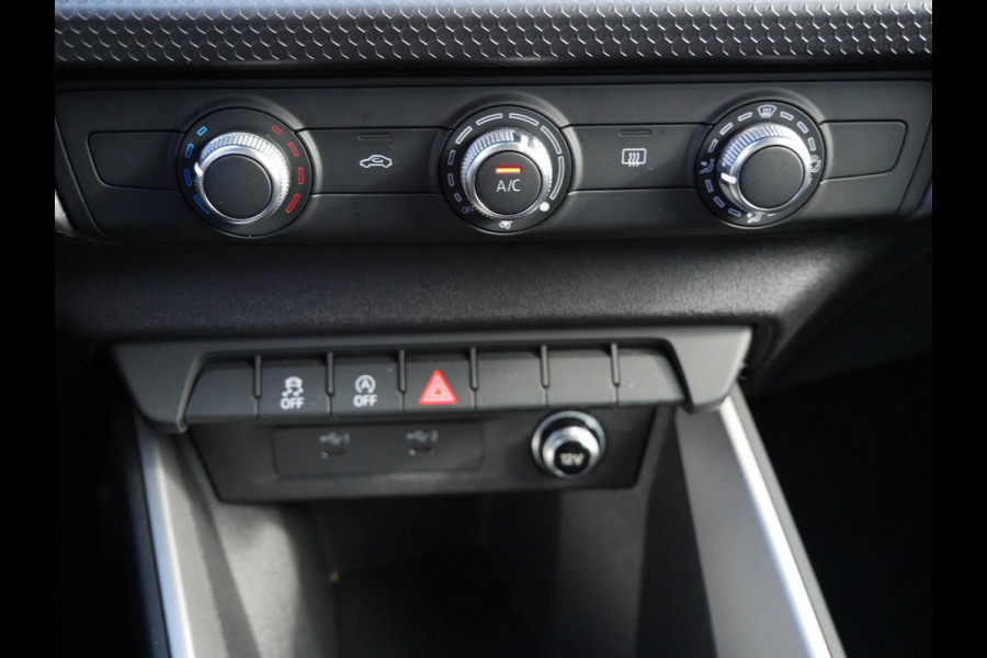Audi A1 Sportback 25 TFSI Epic Sport | Android Auto/Apple Carplay | Zwart dak |