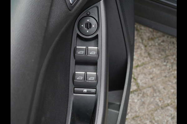 Ford FOCUS Wagon 1.0 Trend Edition Technology | Pdc | Navigatie |16"inch lichtmetaal |