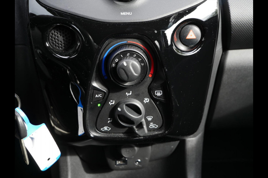 Citroën C1 1.0 VTi Feel 72PK S&S 5D Comfort | Pack Look | Airco | Privacy |