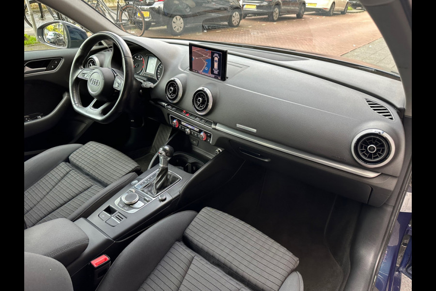Audi A3 Sportback 35 TFSI CoD Design Automaat Navi Carplay