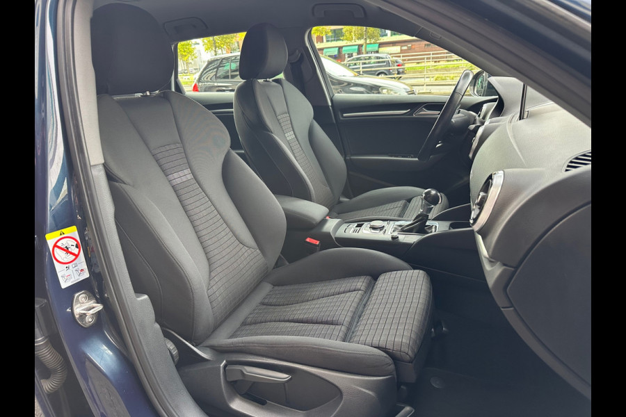 Audi A3 Sportback 35 TFSI CoD Design Automaat Navi Carplay