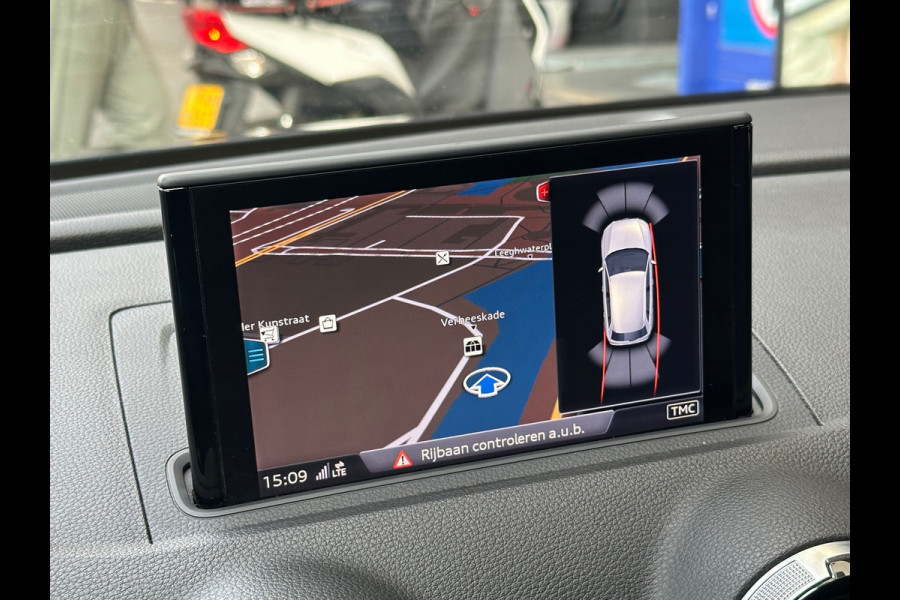 Audi A3 Sportback 35 TFSI CoD Design Automaat Navi Carplay
