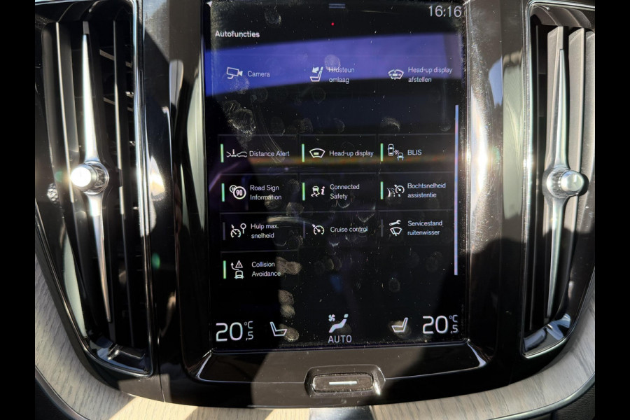 Volvo XC60 2.0 Recharge T6 AWD Inscription 19"/Panoramadak/Trekhaak/Leder + memory/Adaptieve cruise/Stoel + stuurverwarming/360 camera/Keyless/Dodehoek/Apple Carplay & Android Auto