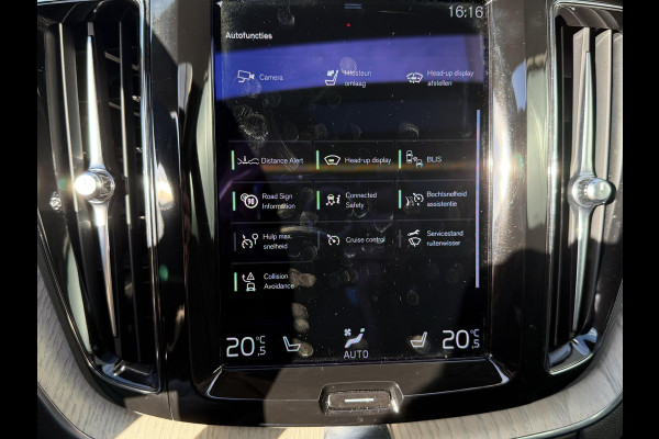 Volvo XC60 2.0 Recharge T6 AWD Inscription 19"/Panoramadak/Trekhaak/Leder + memory/Adaptieve cruise/Stoel + stuurverwarming/360 camera/Keyless/Dodehoek/Apple Carplay & Android Auto