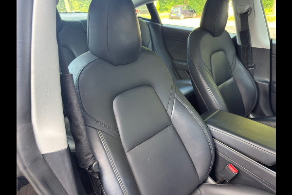 Tesla Model 3 Dual Long Range AWD 75 kWh 84,3 SOH l Pano l Leder l Camera l