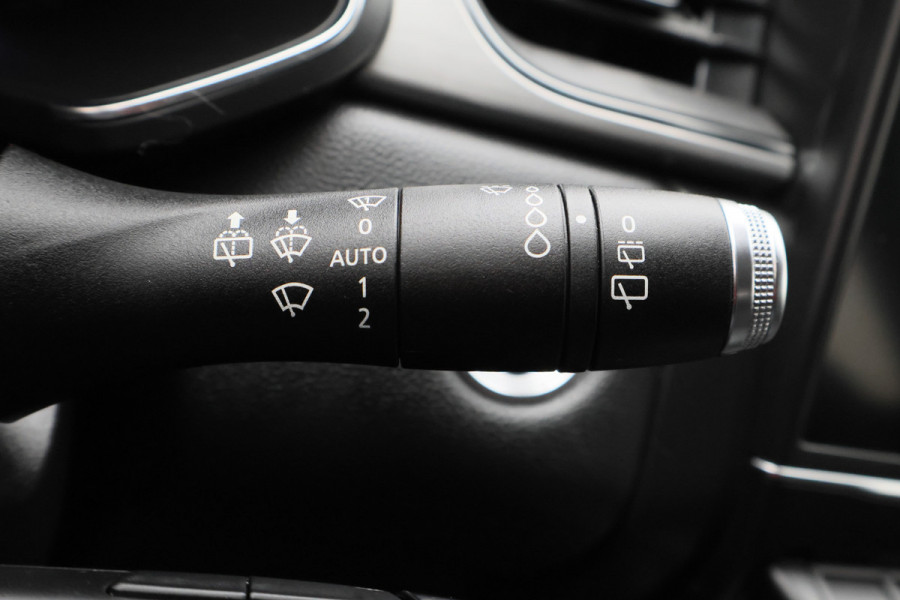 Renault Captur 1.6 E-Tech Plug-in Hybrid 160 Intens Virtual Cockpit, Cruise, Camera, Apple Carplay, Rijstrooksensor, Trekhaak, DAB, 18''