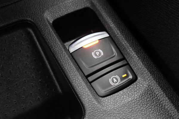 Renault Captur 1.6 E-Tech Plug-in Hybrid 160 Intens Virtual Cockpit, Cruise, Camera, Apple Carplay, Rijstrooksensor, Trekhaak, DAB, 18''