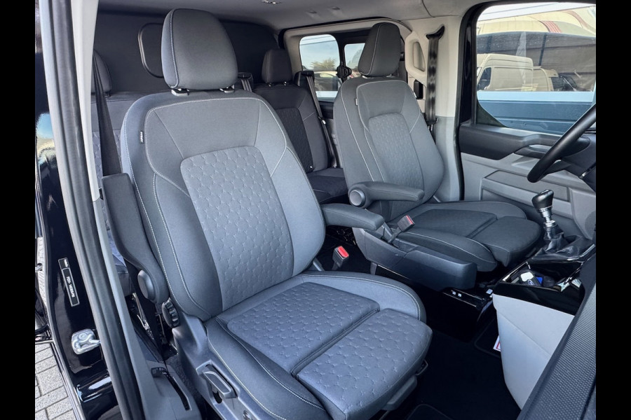 Ford Transit Custom 320 2.0 TDCI 136pk L1H1 Limited DC 5P | L+R SCHUIF | Trekhaak Elekt. | Navi | ACC | BLIS | Carplay | 17 inch
