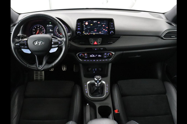 Hyundai i30 2.0 T-GDI N2 Performance | Panoramadak | Memory | Cruise control | Stuur/stoel verwarming | Camera | Park assist | Carplay | Climate control | 19" velgen