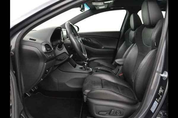 Hyundai i30 2.0 T-GDI N2 Performance | Panoramadak | Memory | Cruise control | Stuur/stoel verwarming | Camera | Park assist | Carplay | Climate control | 19" velgen