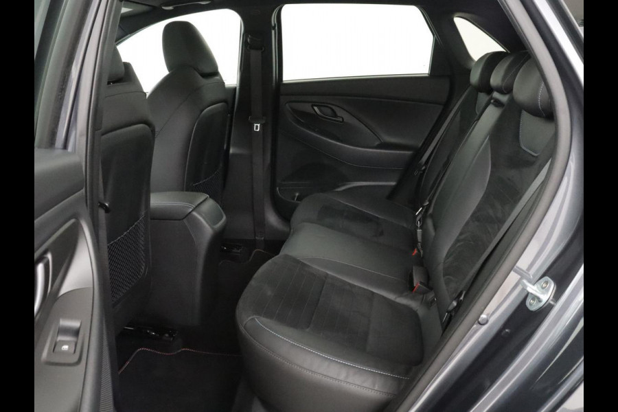 Hyundai i30 2.0 T-GDI N2 Performance | Panoramadak | Memory | Cruise control | Stuur/stoel verwarming | Camera | Park assist | Carplay | Climate control | 19" velgen