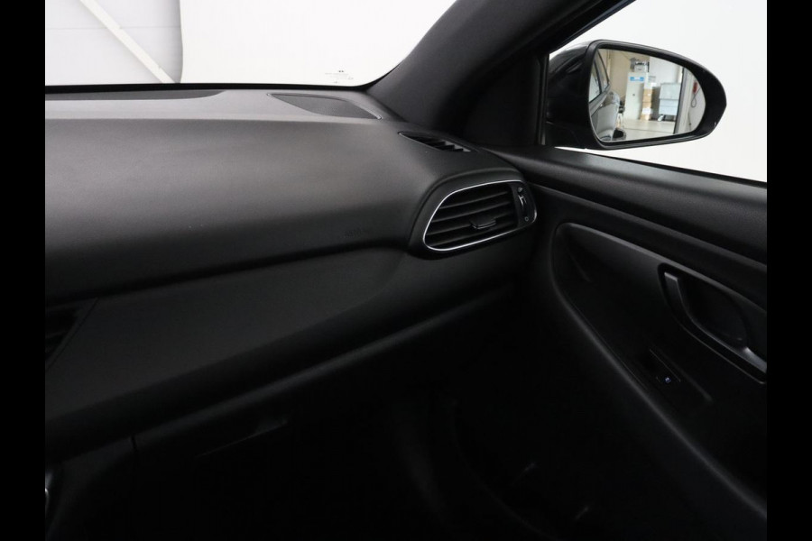 Hyundai i30 2.0 T-GDI N2 Performance | Panoramadak | Memory | Cruise control | Stuur/stoel verwarming | Camera | Park assist | Carplay | Climate control | 19" velgen