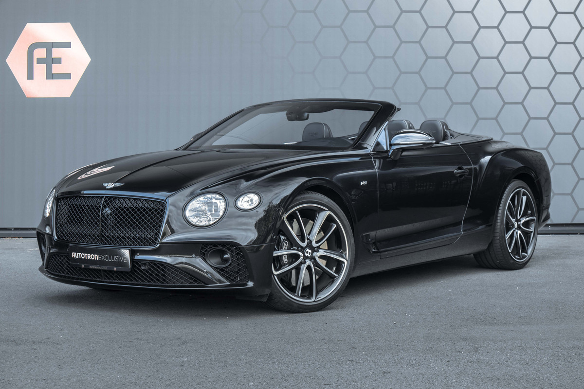 Bentley Continental GTC 4.0 V8 MULLINER | NAIM AUDIO | DIAMOND QUILTING SPEC. | TOURING+CITY SPEC. | ROTATING DISPLAY | CARBON INTERIOR | HEAD-UP | BLAC WINDSCHERM | ZWART DAK | DYNAMIC RIDE | CHROME PINSTRIPE INTERIOR | EMBLEMEN IN HOOFDSTEUNEN | ETC.