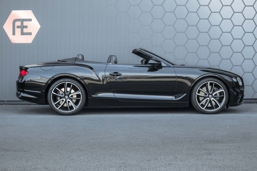 Bentley Continental GTC 4.0 V8 MULLINER | NAIM AUDIO | DIAMOND QUILTING SPEC. | TOURING+CITY SPEC. | ROTATING DISPLAY | CARBON INTERIOR | HEAD-UP | BLAC WINDSCHERM | ZWART DAK | DYNAMIC RIDE | CHROME PINSTRIPE INTERIOR | EMBLEMEN IN HOOFDSTEUNEN | ETC.
