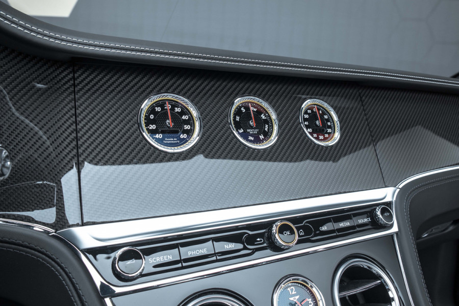 Bentley Continental GTC 4.0 V8 MULLINER | NAIM AUDIO | DIAMOND QUILTING SPEC. | TOURING+CITY SPEC. | ROTATING DISPLAY | CARBON INTERIOR | HEAD-UP | BLAC WINDSCHERM | ZWART DAK | DYNAMIC RIDE | CHROME PINSTRIPE INTERIOR | EMBLEMEN IN HOOFDSTEUNEN | ETC.
