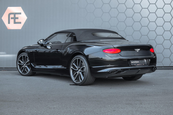Bentley Continental GTC 4.0 V8 MULLINER | NAIM AUDIO | DIAMOND QUILTING SPEC. | TOURING+CITY SPEC. | ROTATING DISPLAY | CARBON INTERIOR | HEAD-UP | BLAC WINDSCHERM | ZWART DAK | DYNAMIC RIDE | CHROME PINSTRIPE INTERIOR | EMBLEMEN IN HOOFDSTEUNEN | ETC.